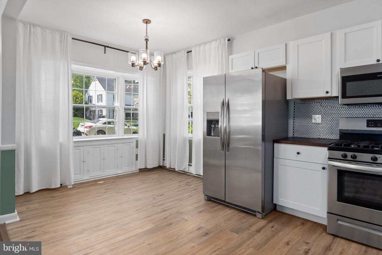 2305 Pickwick Rd - Photo 5 of 16