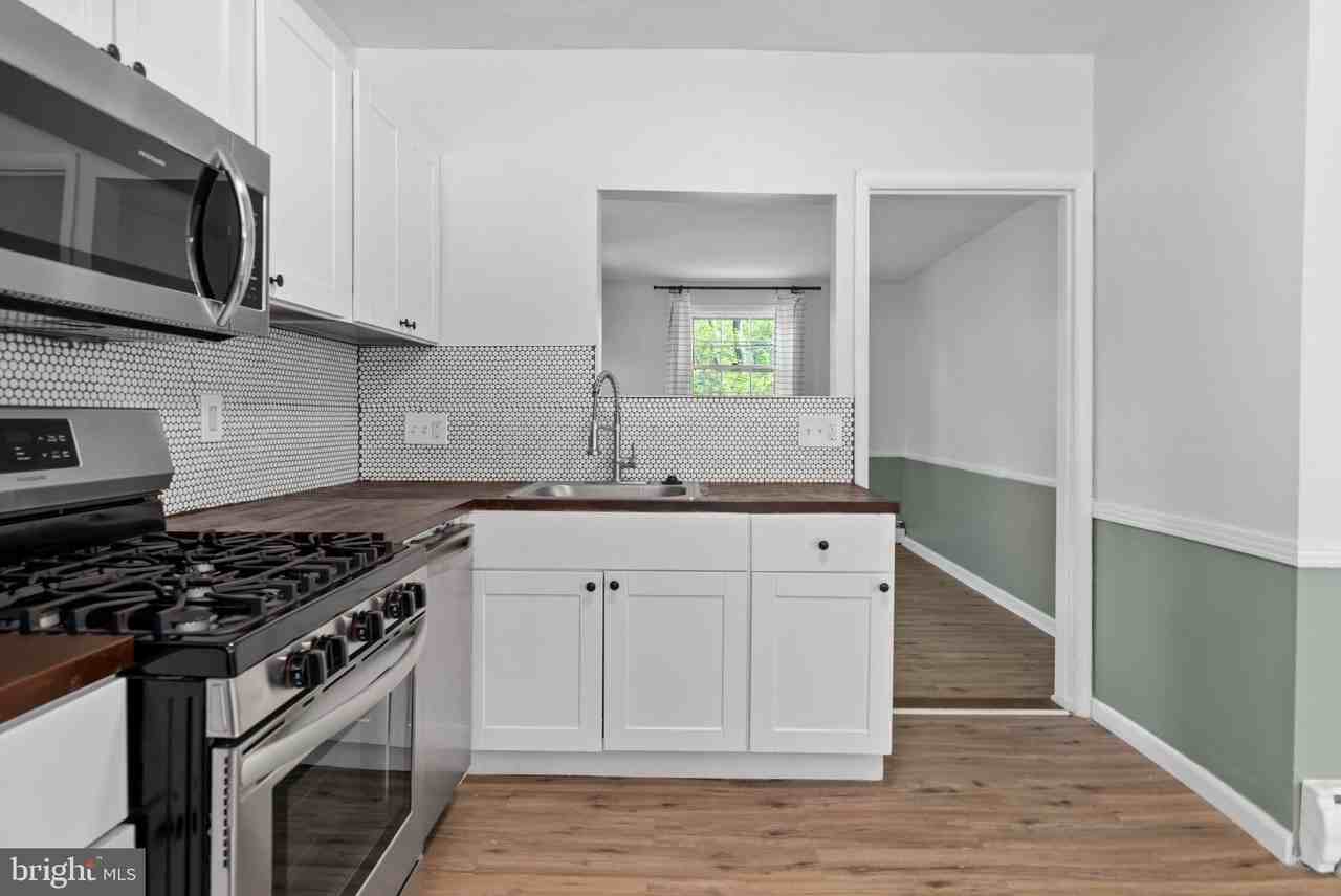 2305 Pickwick Rd - Photo 6 of 16