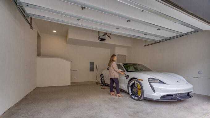 2014 Southside Blvd - Photo 7 of 10