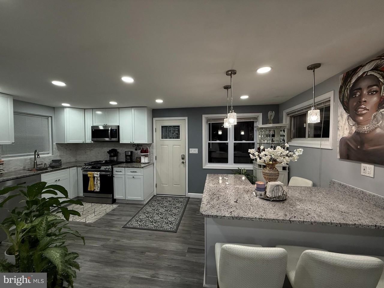 7911 25th Ave - Photo 6 of 25