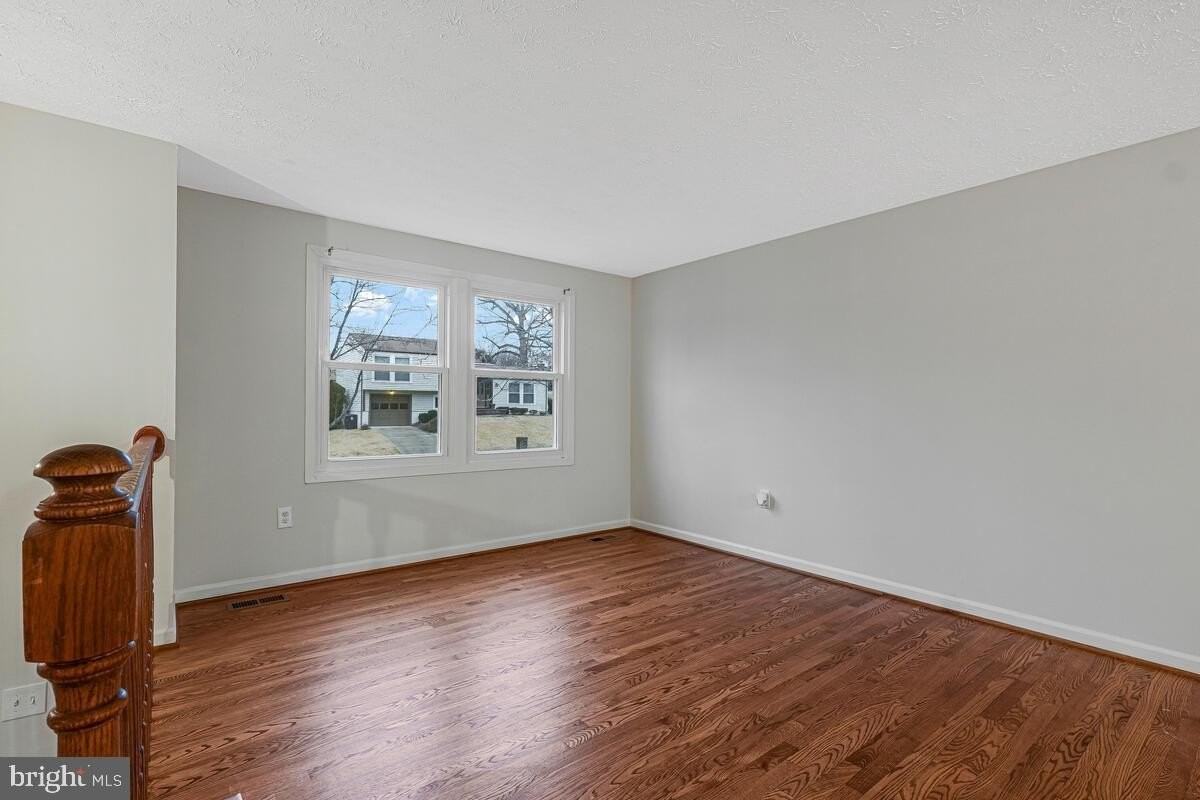 6307 Willow Way - Photo 6 of 31