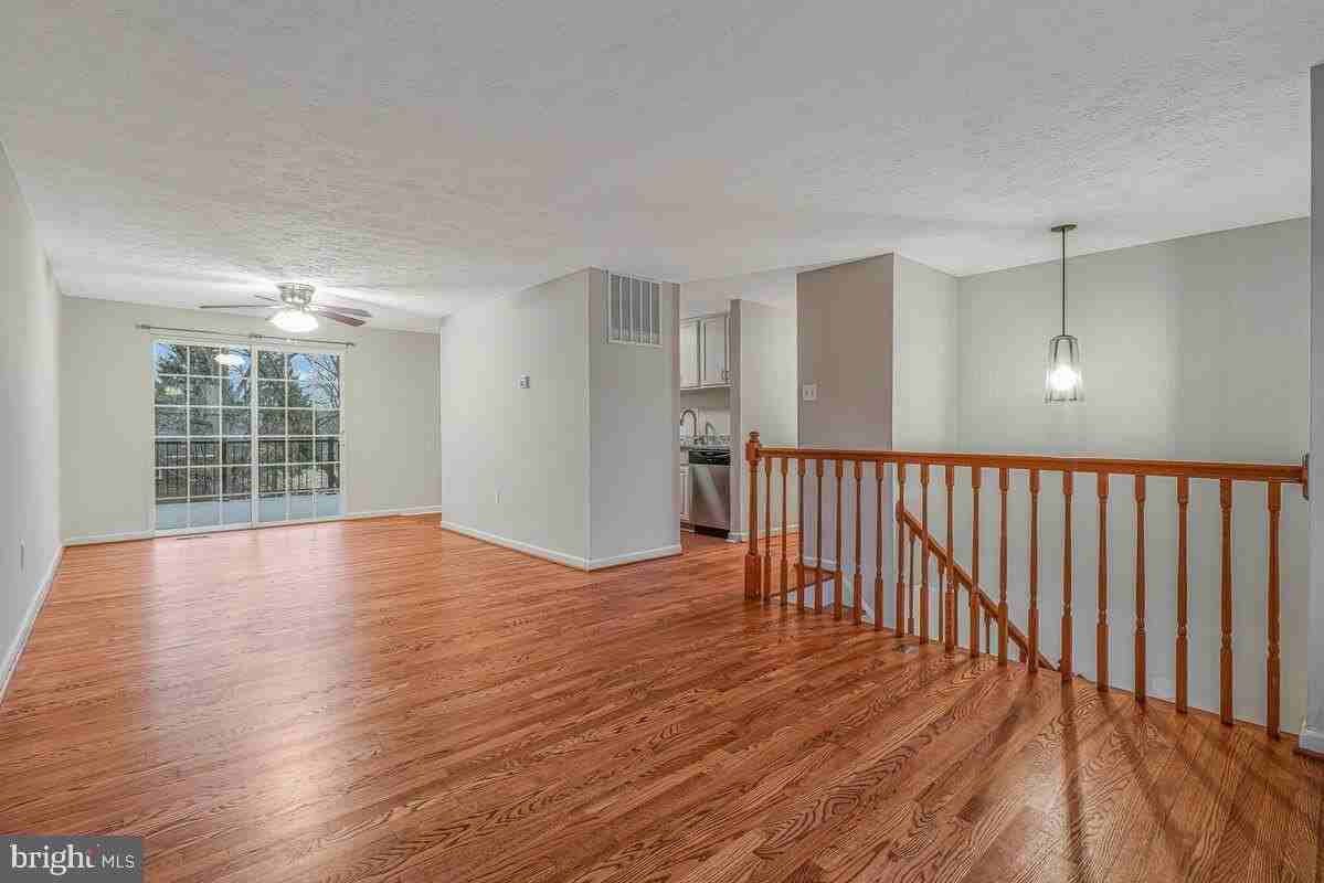 6307 Willow Way - Photo 7 of 31