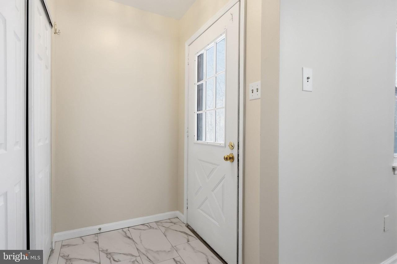 4639 Sands Way - Photo 5 of 27