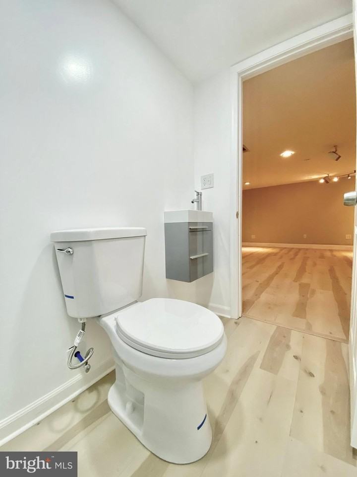 Bishop Dr - Photo 6 of 50