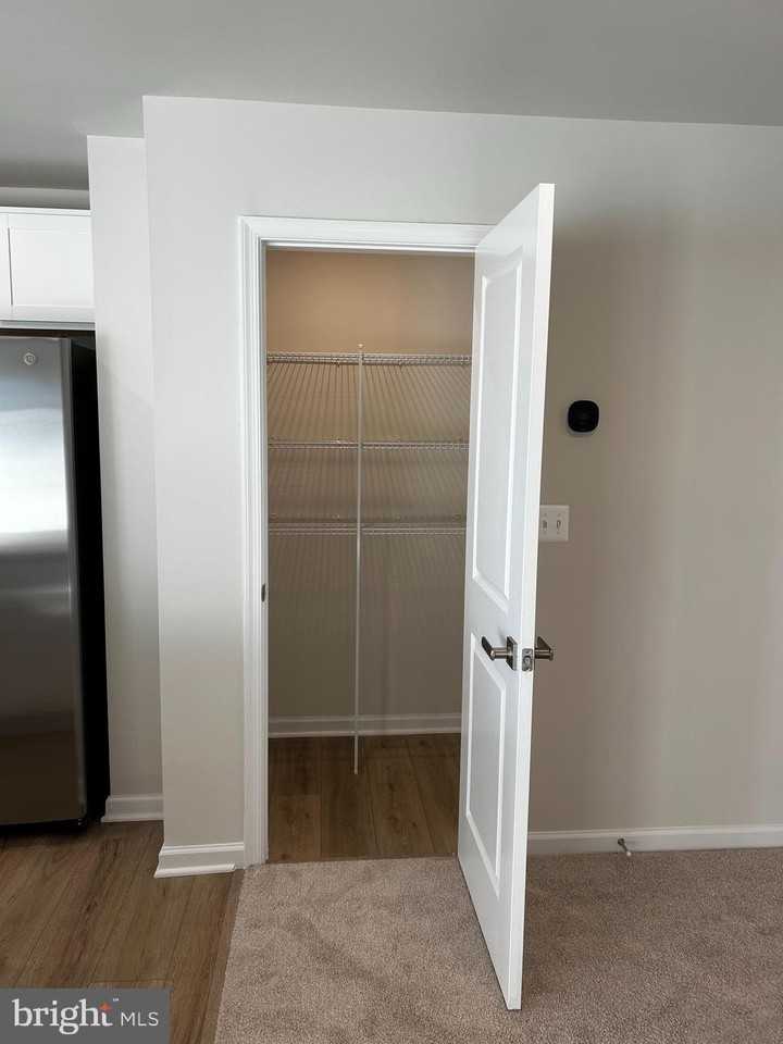 2737 Apricot Dr - Photo 4 of 22