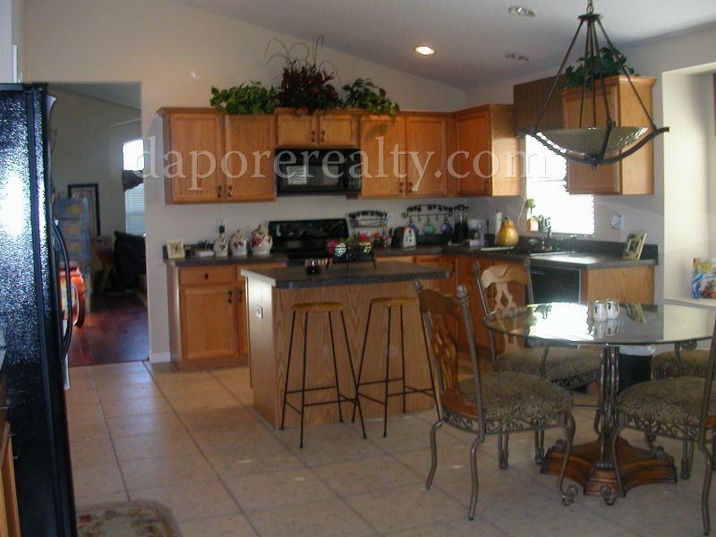 631 Blenheim Loop - Photo 3 of 8