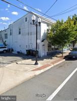 featured image of 318 S Braddock St Apt 3 #3