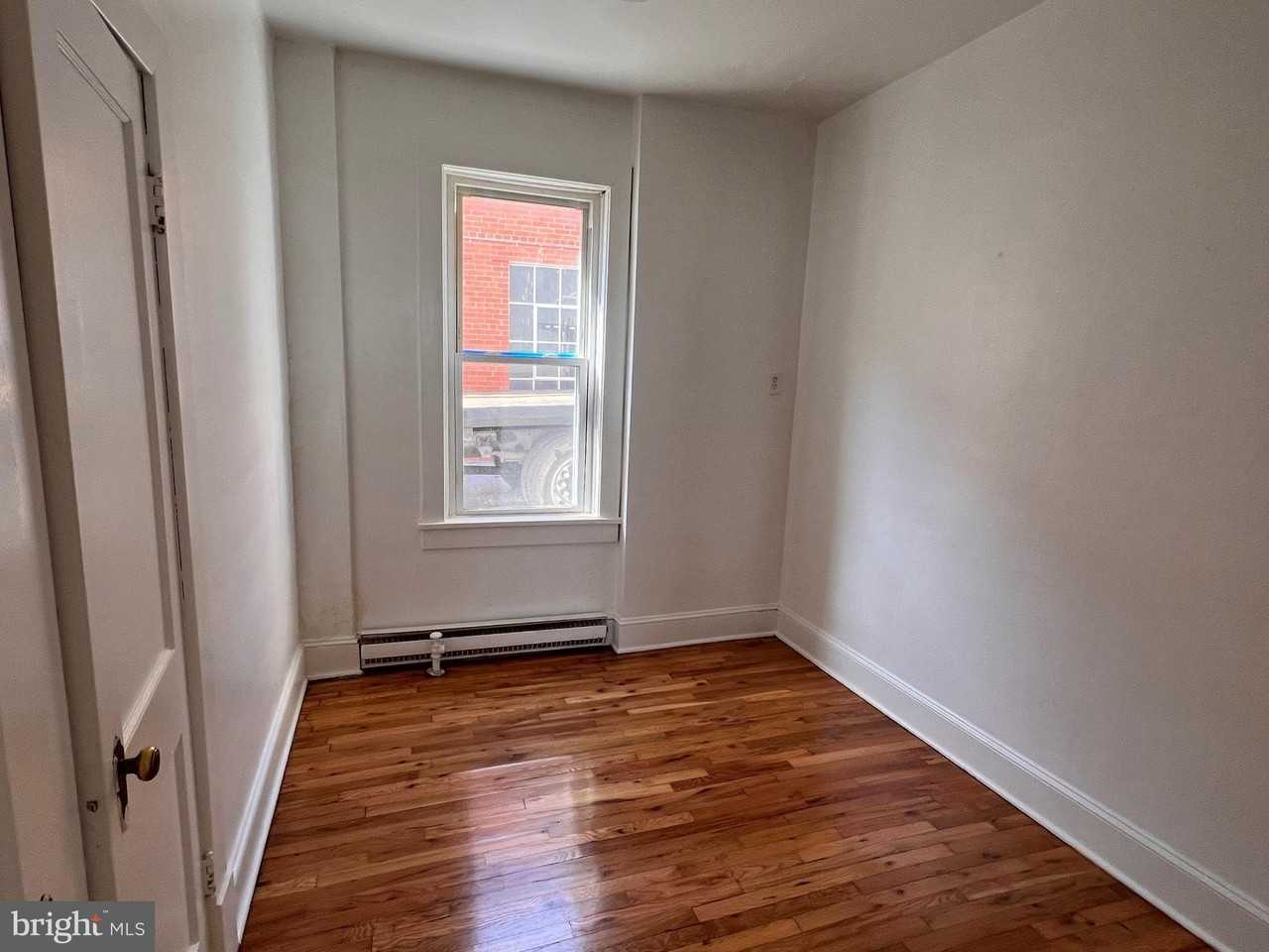 24 W Cecil St - Photo 7 of 7