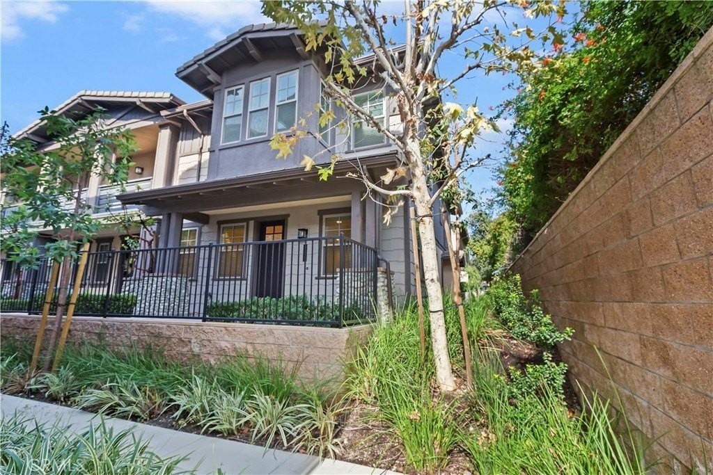 568 Granite St - Photo 6 of 33