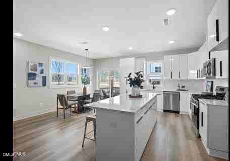 2126 Titanium Rock Rd - Photo 3 of 20