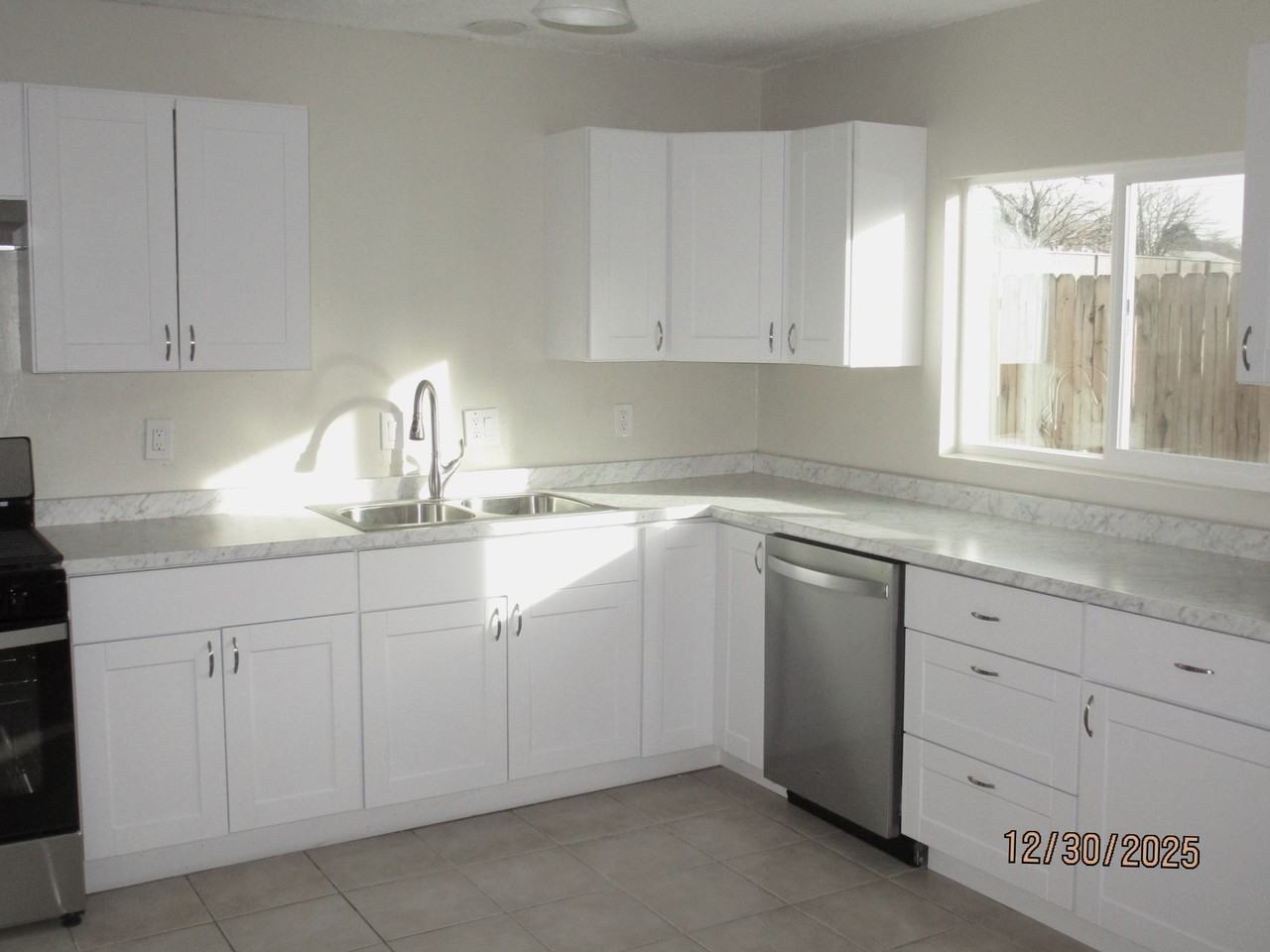 13104 Oriente Ave Ne #1 - Photo 3 of 50