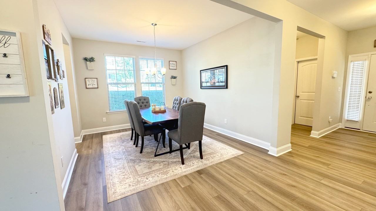 1910 Pennypacker Ln #1 - Photo 6 of 42