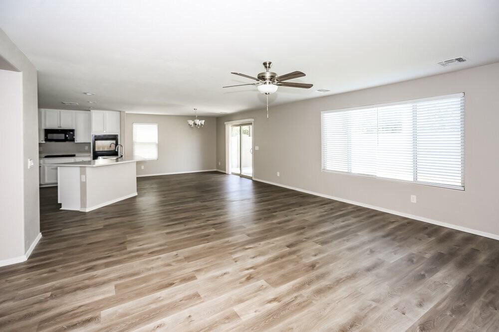 12116 W Range Mule Dr - Photo 5 of 17