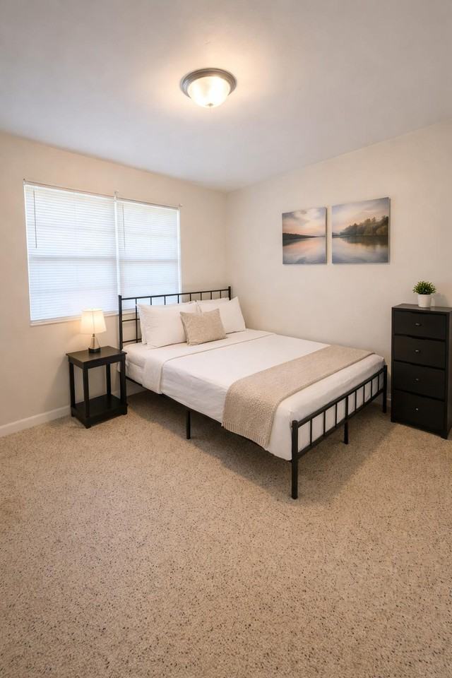 E Elm St - Photo 4 of 21