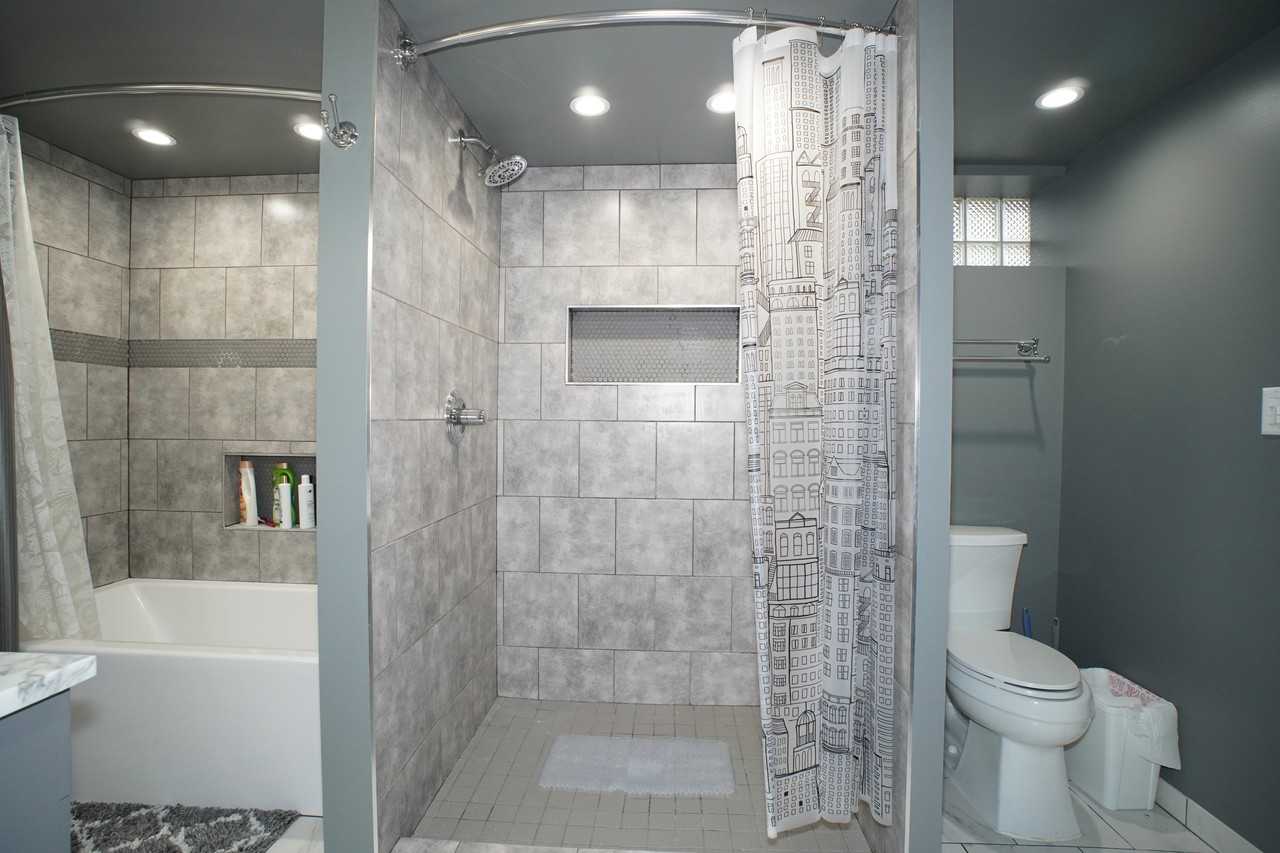 6092 Cleveland St #1 - Photo 4 of 9