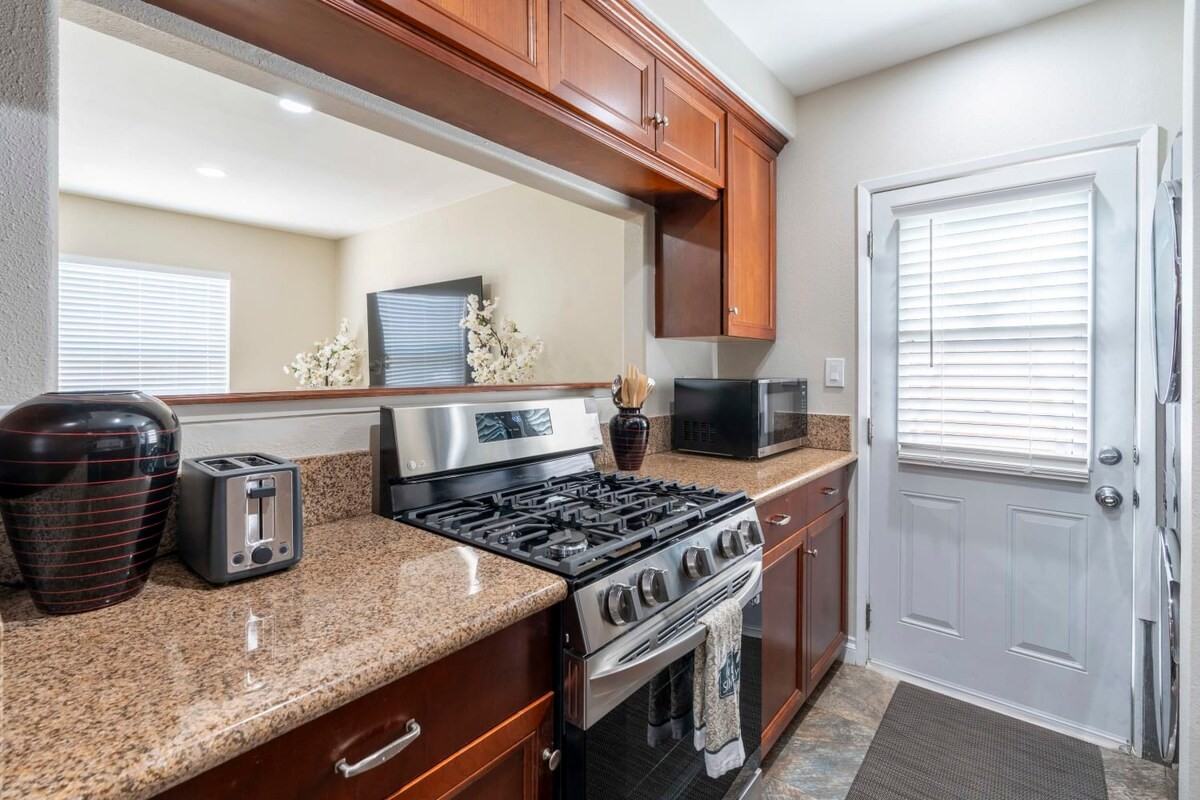 1526 San Jose St #1 - Photo 7 of 26