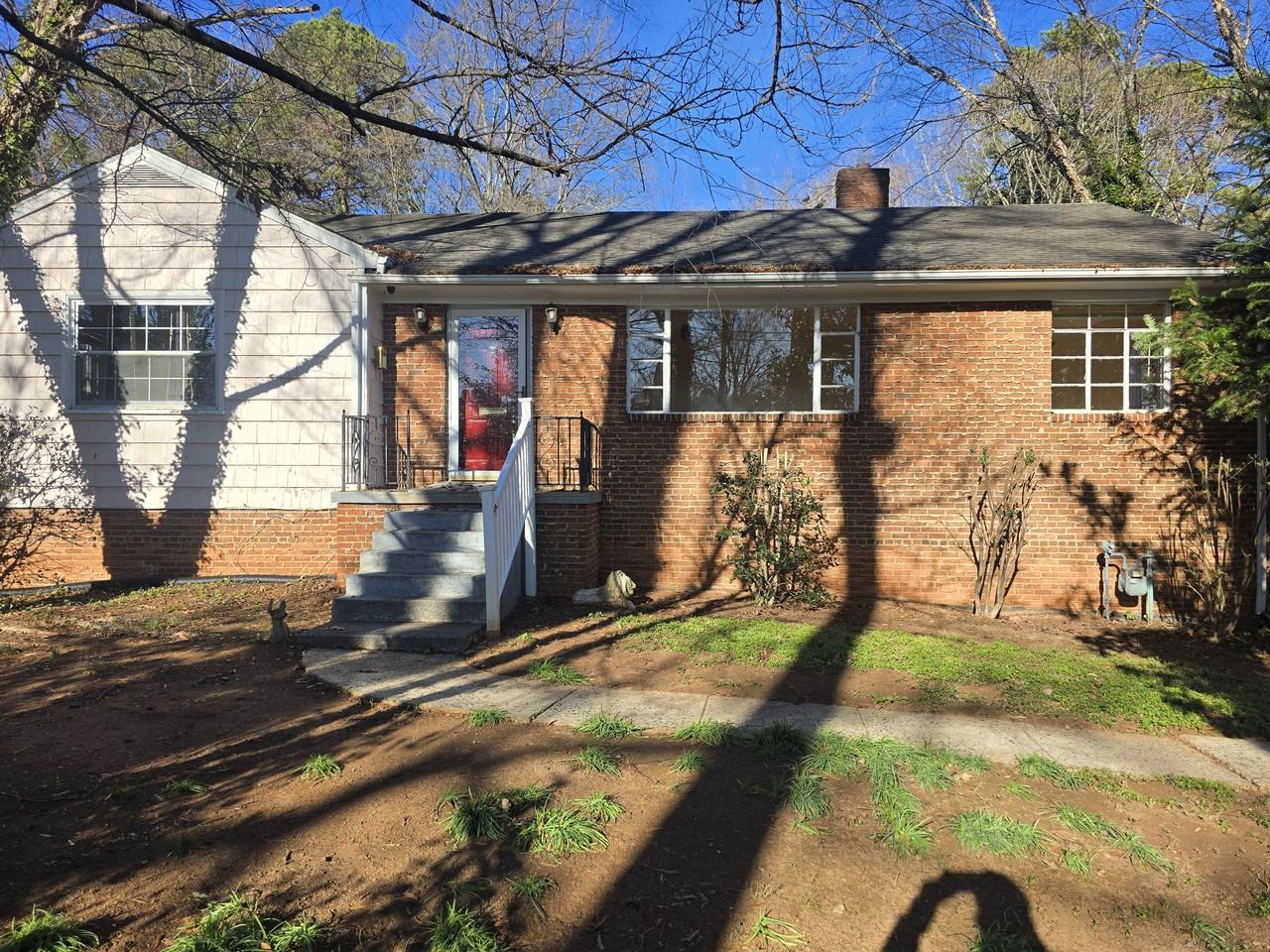 1831 W 1st St #1 - Photo 2 of 18