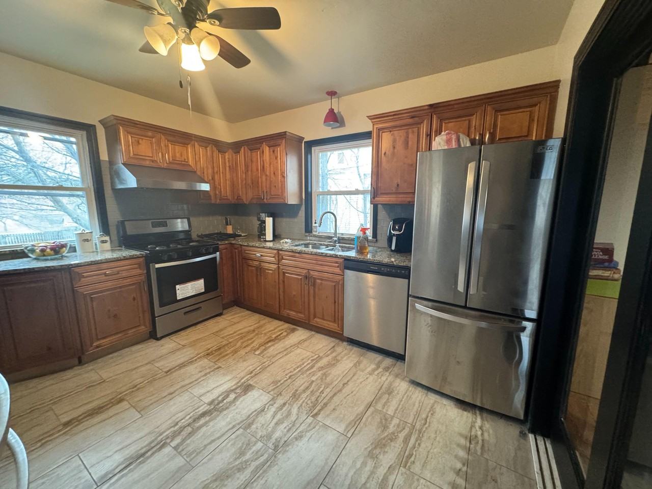 N Delaware St - Photo 3 of 32