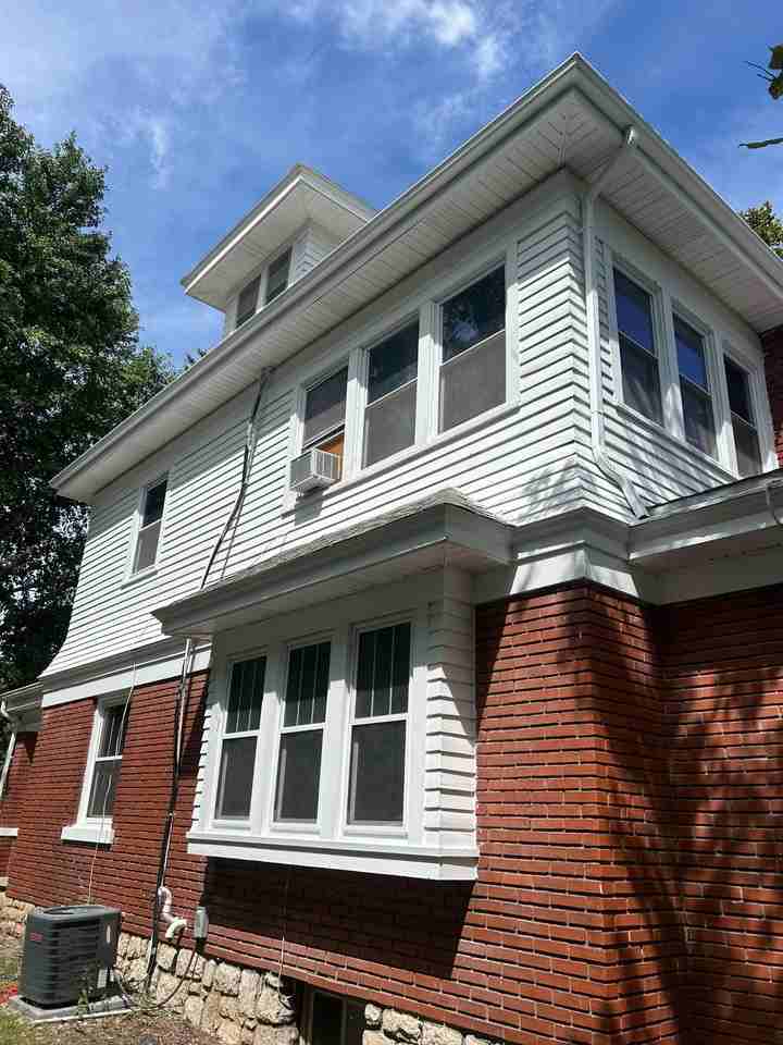 N Delaware St - Photo 7 of 32