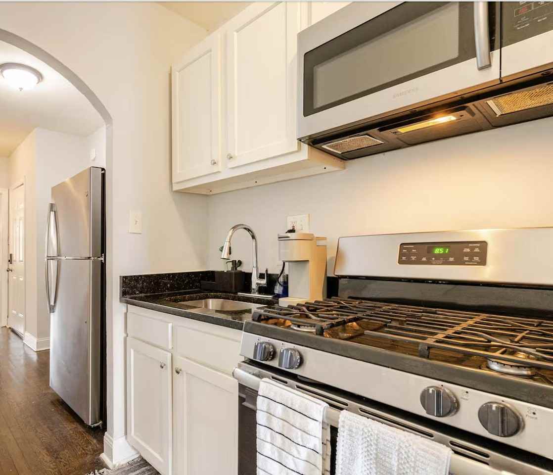 S St Se - Photo 4 of 9