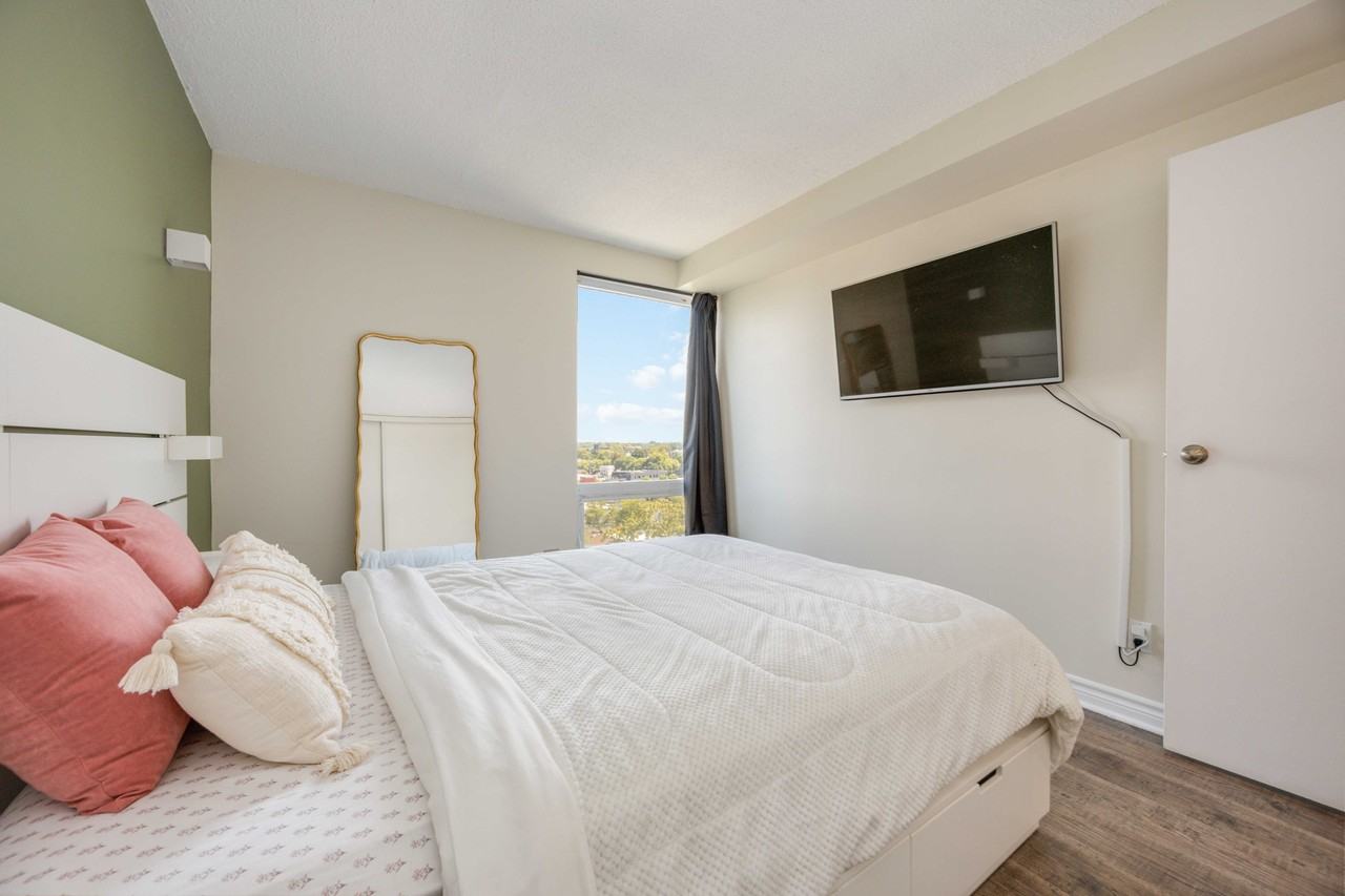 155 Front Street Northunit 909 - Photo 5 of 25