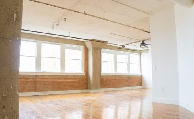 1409 Botham Jean Blvd