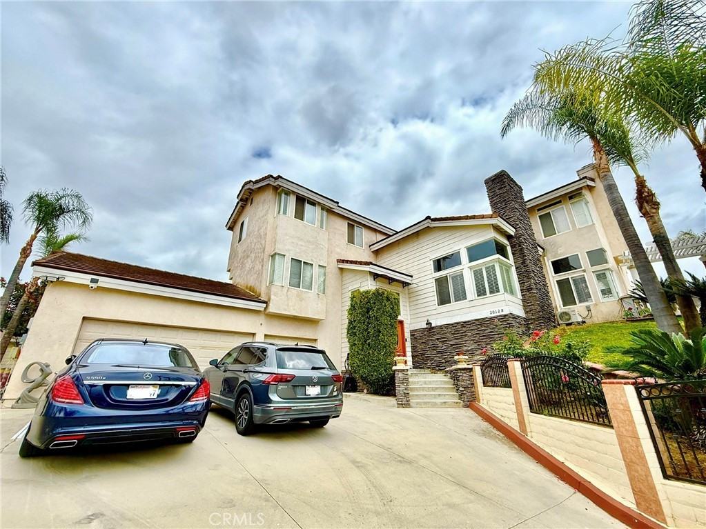 20128 Candleflame Ct - Photo 2 of 46