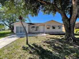 9044 Sw 1st Dr - Photo 1 of 1