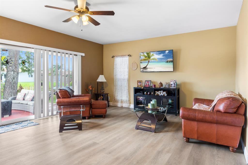 6570 Nw 24th Ct - Photo 6 of 21