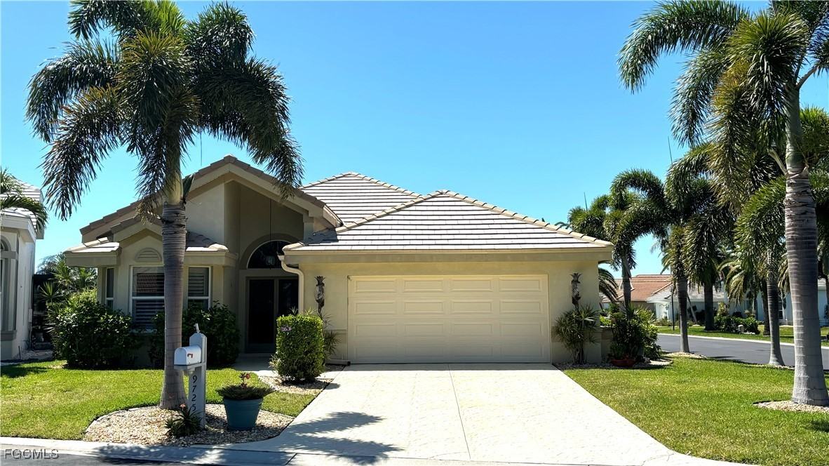 9725 Keel Ct - Photo 3 of 45
