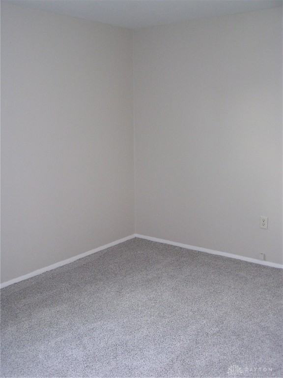 126 Mccraw Dr - Photo 7 of 14