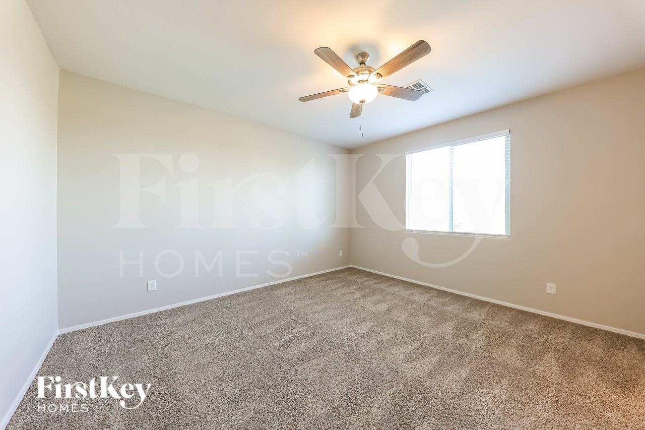 17564 W Monte Lindo Ln - Photo 7 of 16