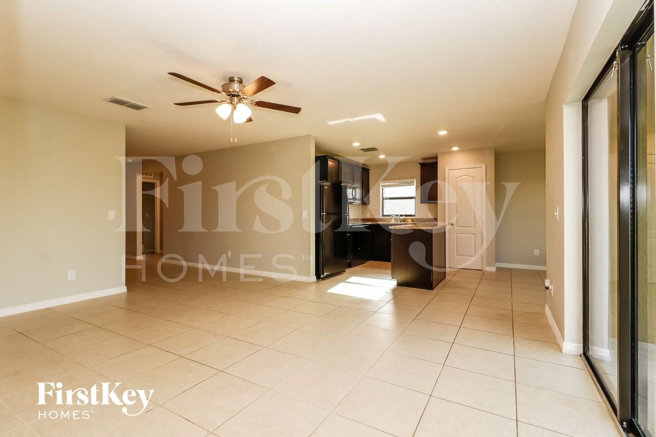 1875 Amber Sweet Cir - Photo 3 of 15