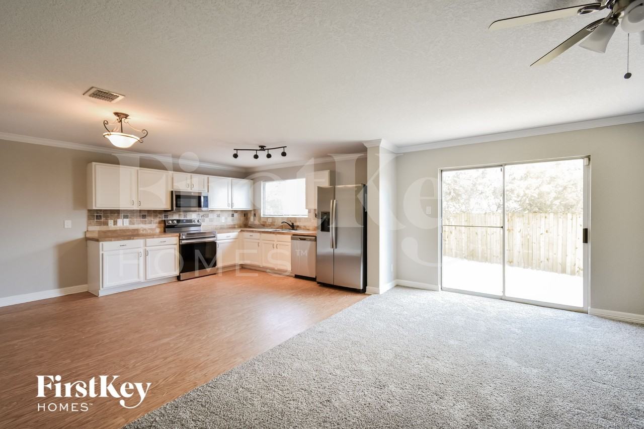 5910 Campus Park - Photo 5 of 15