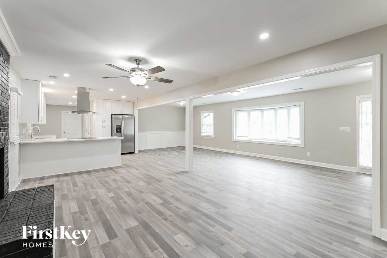 946 Hargett Ct - Photo 6 of 15