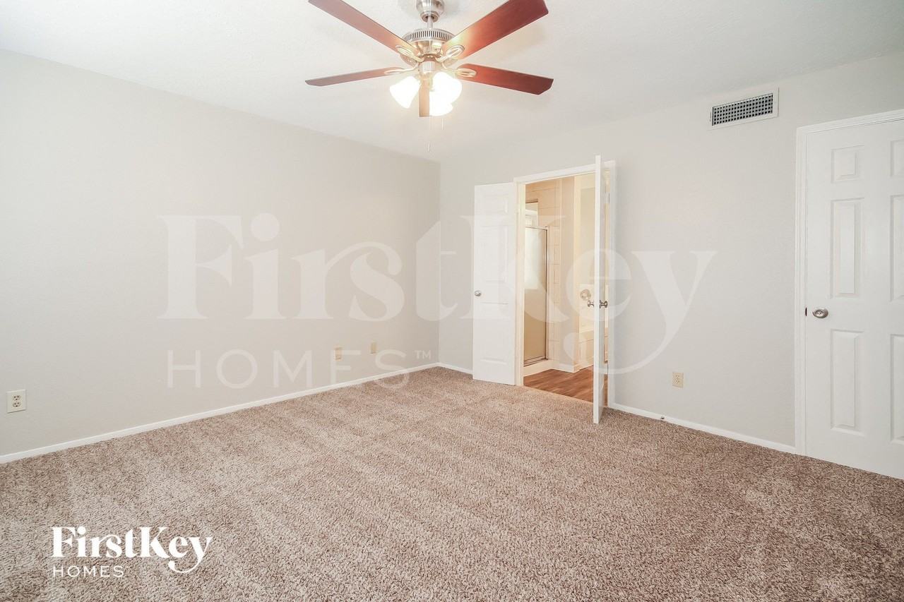 14703 Saint Cloud Dr - Photo 7 of 15