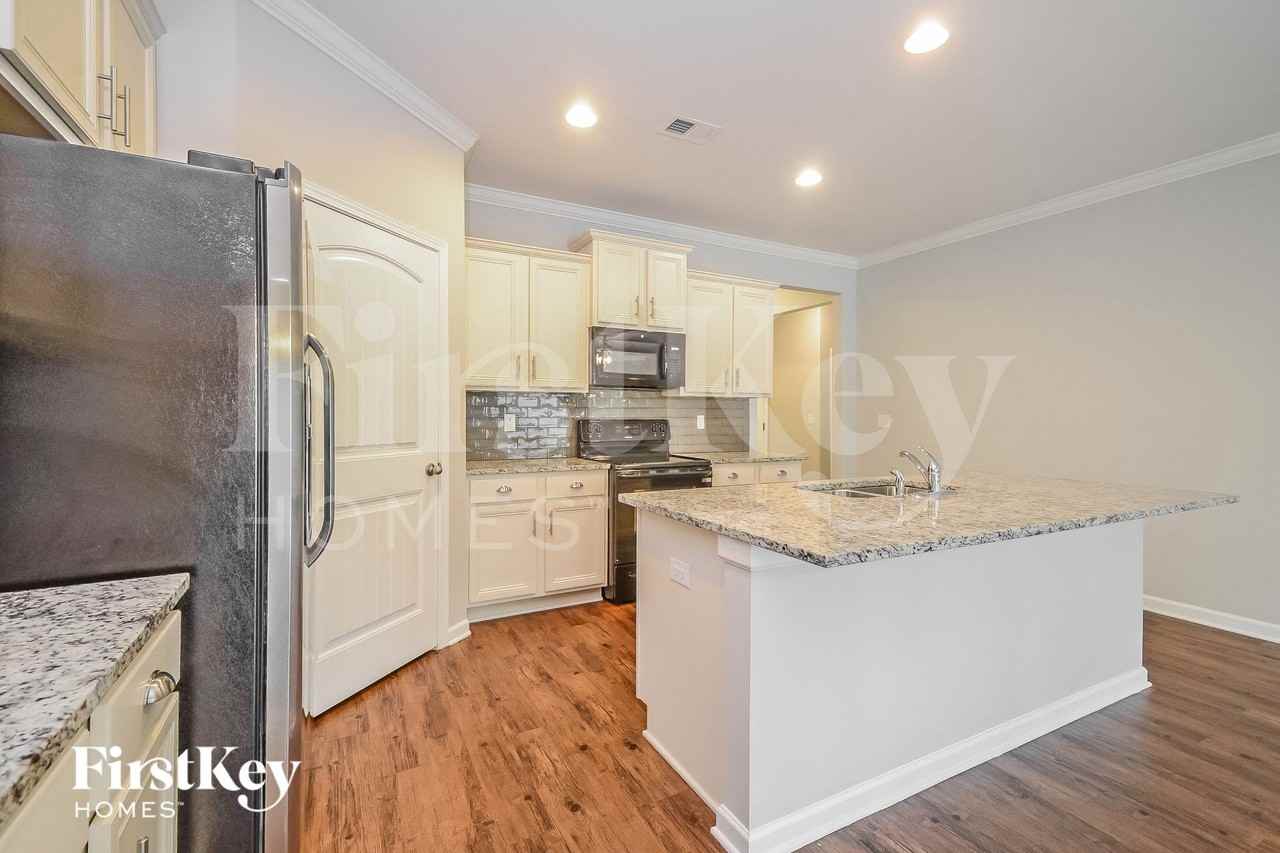 5056 Bella Ct - Photo 7 of 15