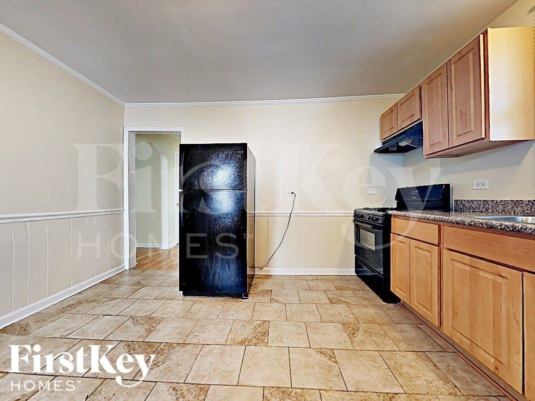 3529 212th Pl - Photo 5 of 18