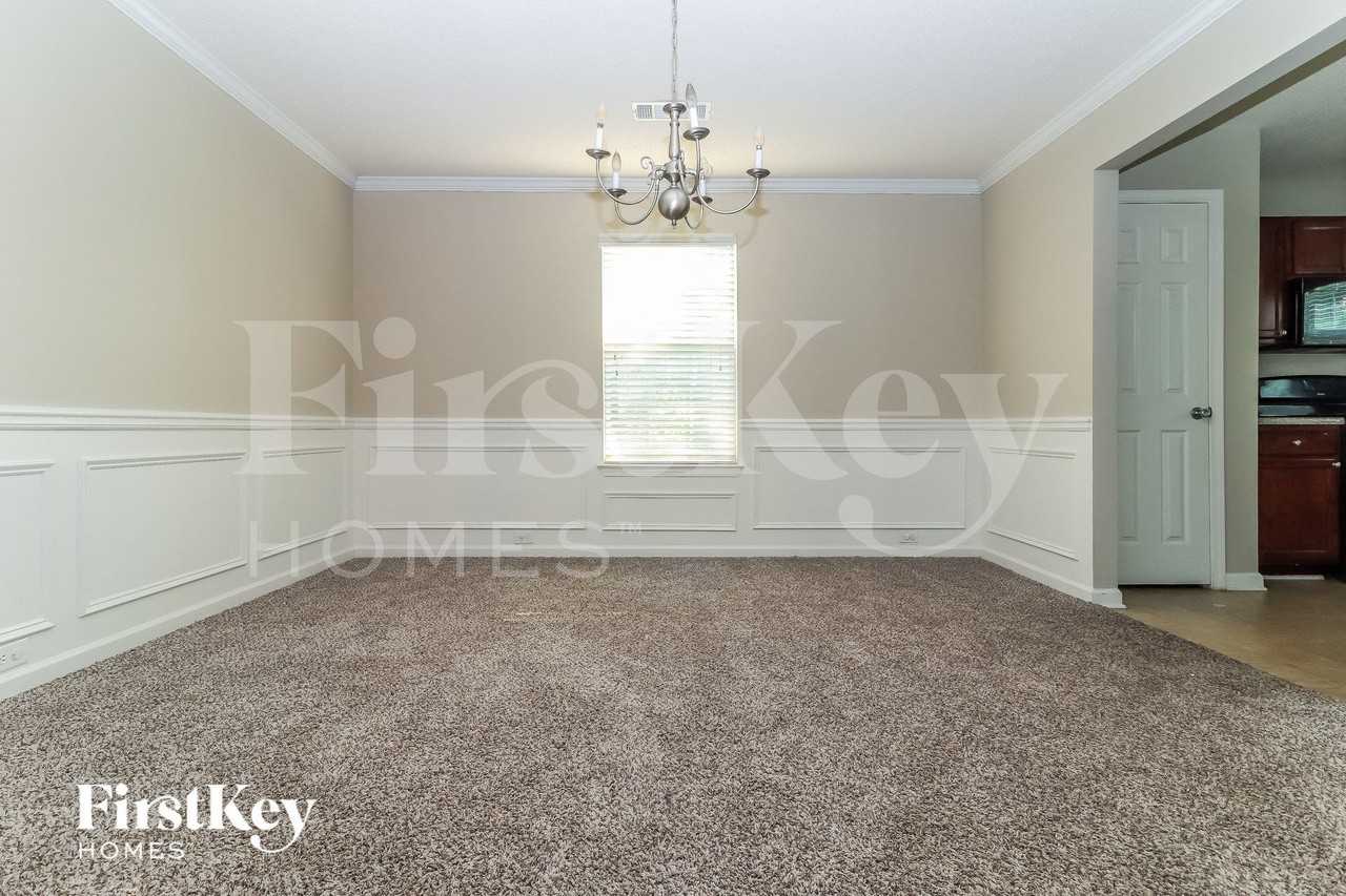 105 Birchfield Way - Photo 5 of 15