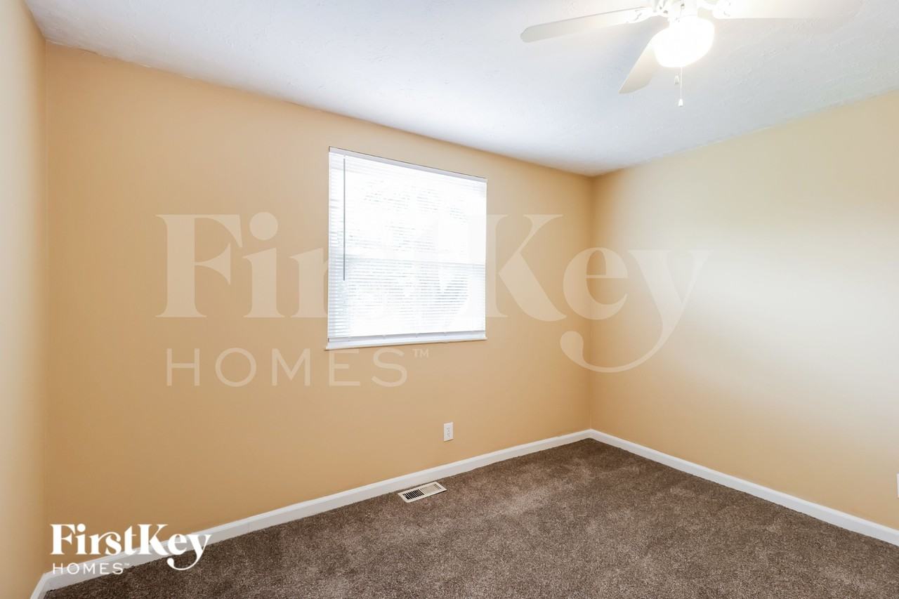 10288 October Dr - Photo 7 of 16