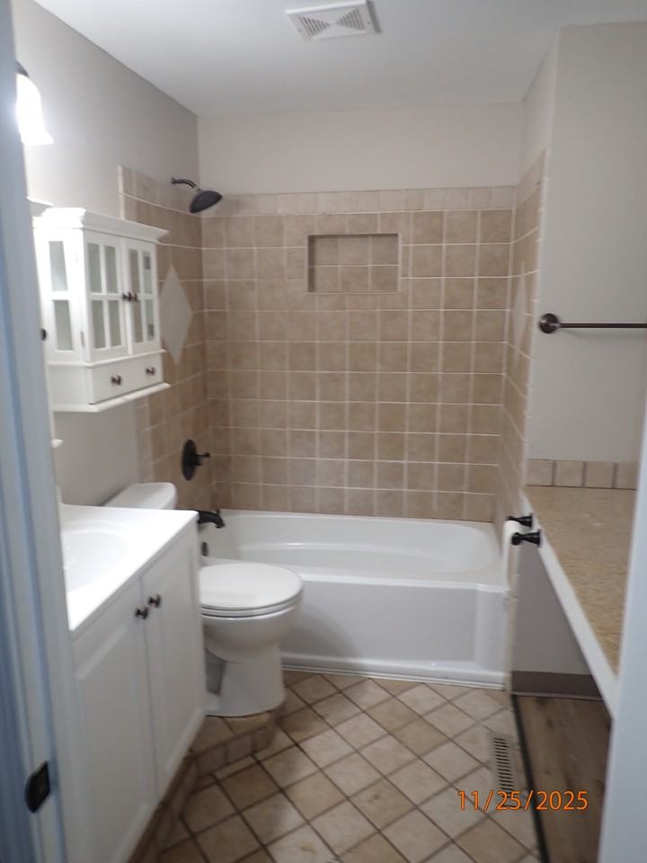 55 Chateau Dr - Photo 3 of 4