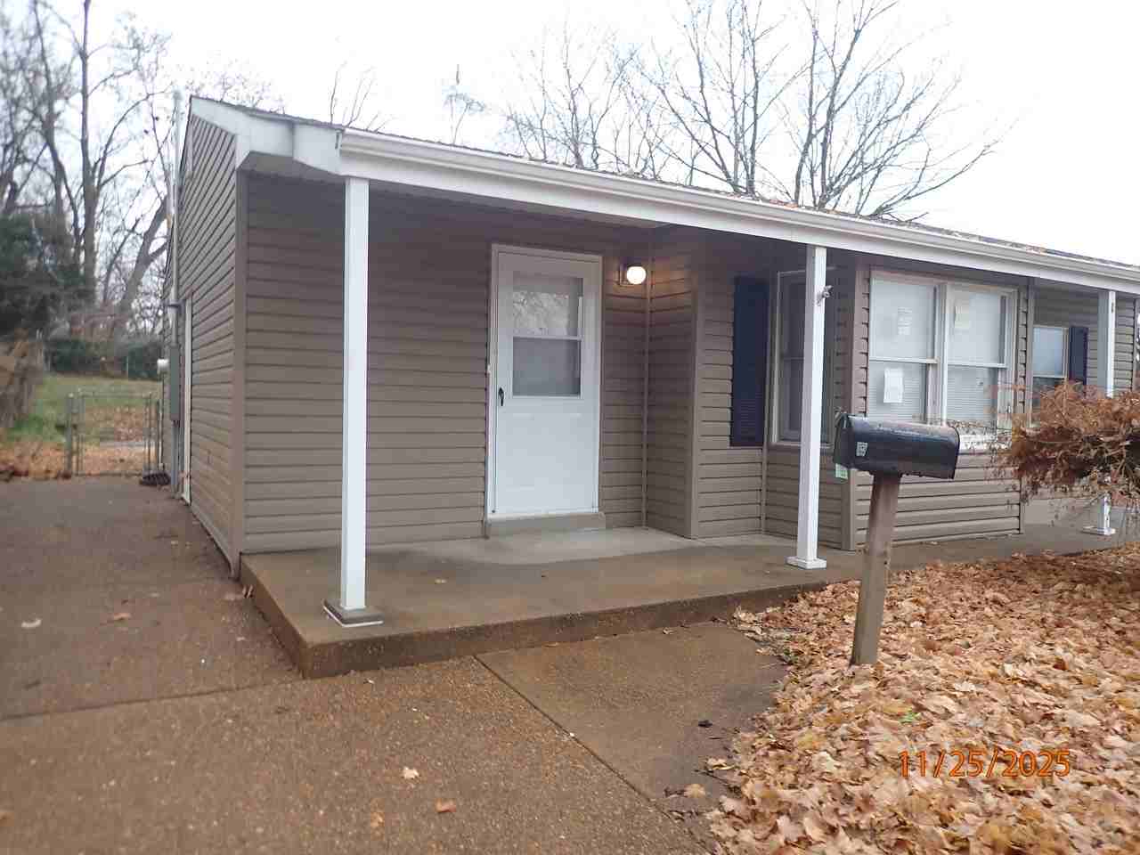 55 Chateau Dr - Photo 4 of 4