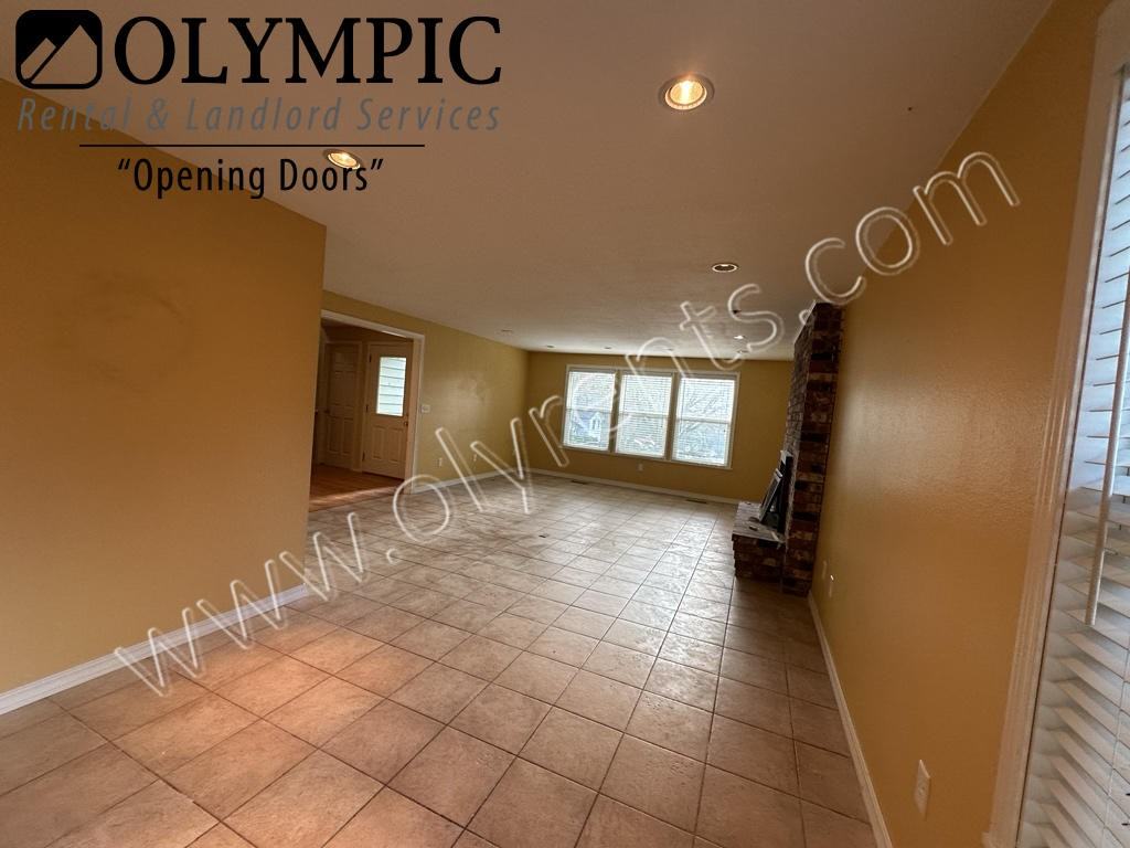 3902 Hillview Ct Nw - Photo 5 of 22