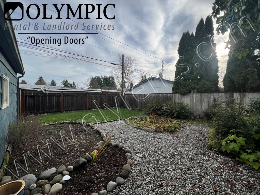 624 Milroy St Sw - Photo 2 of 16