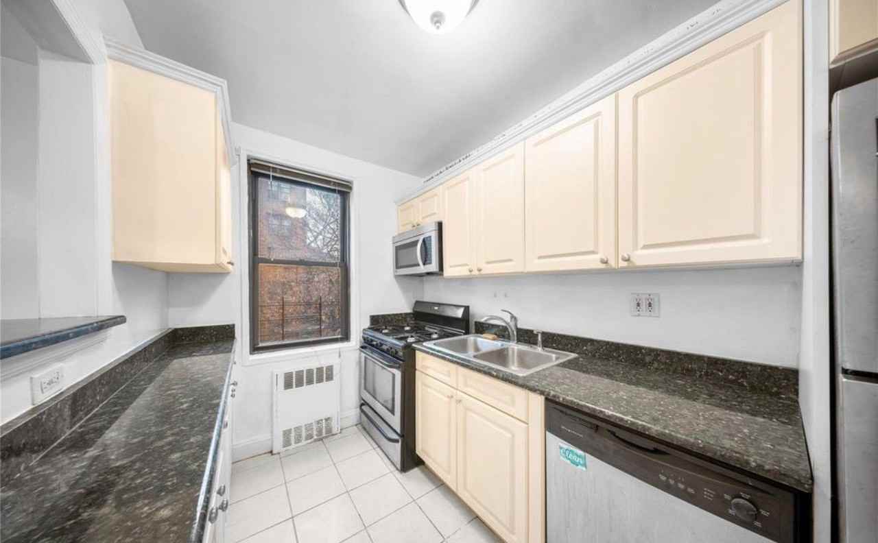 15030 71st Ave #224 - Photo 3 of 7