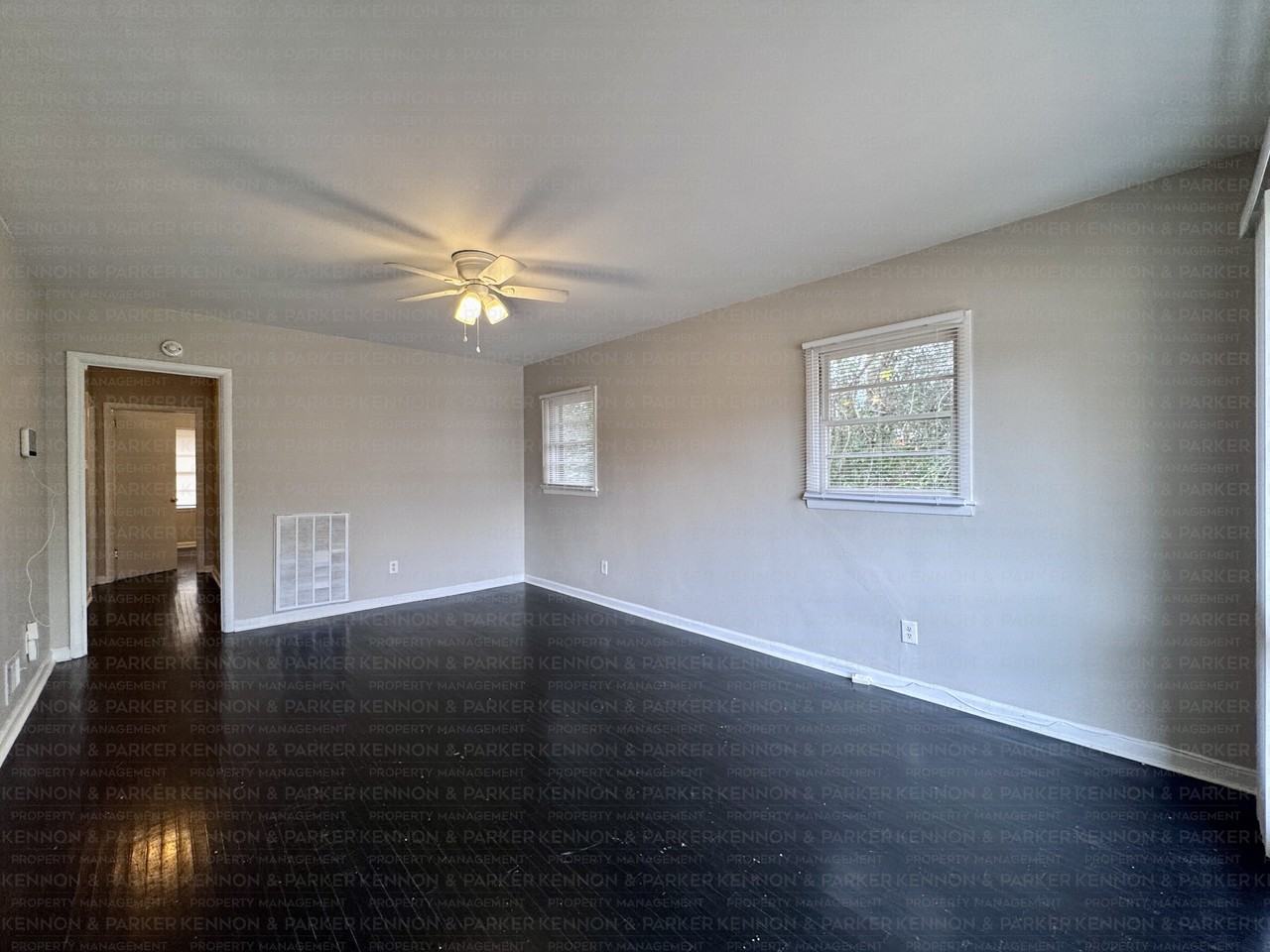 4426 Tracy St - Photo 3 of 13