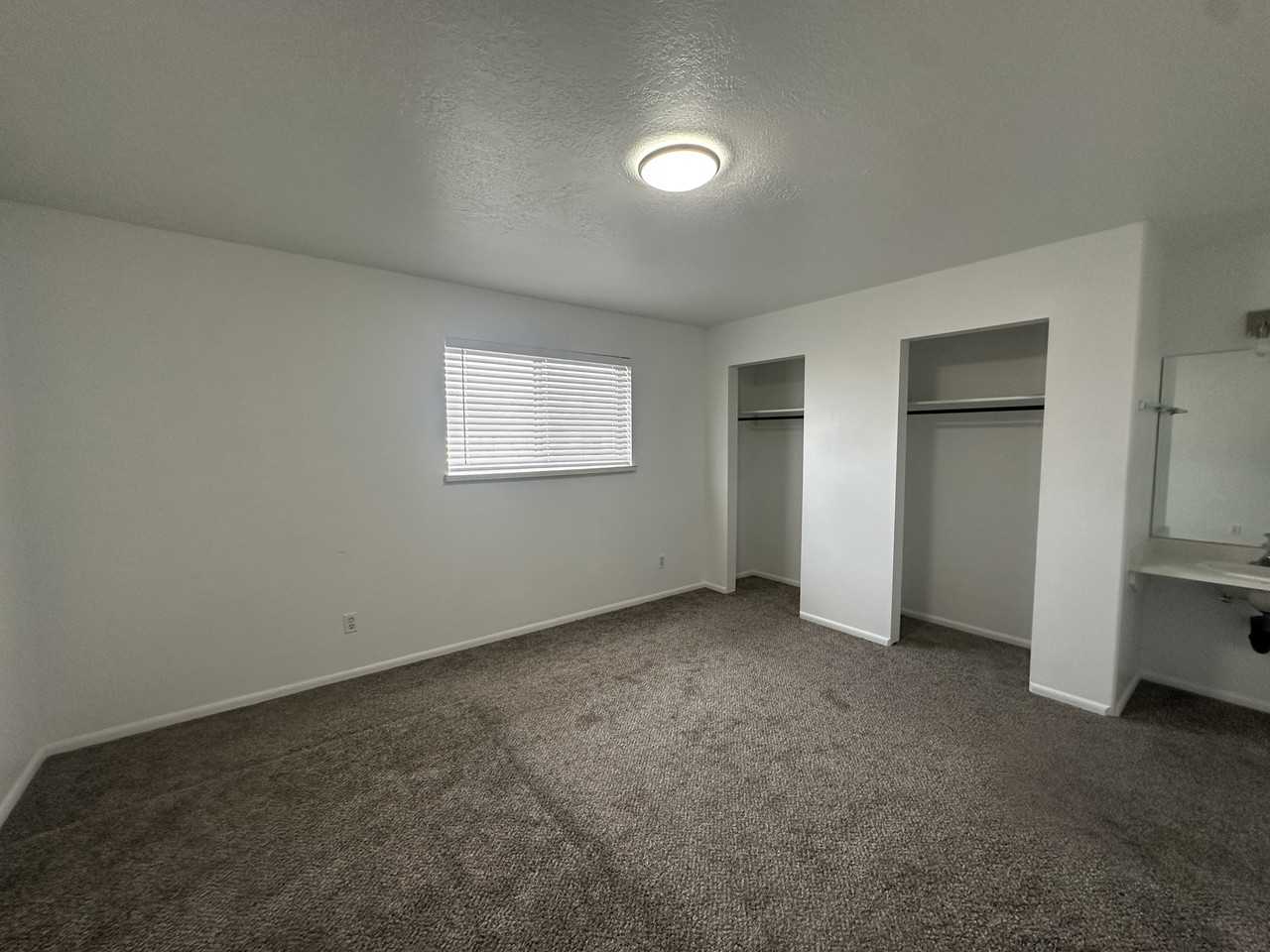 1790 W Harding Ave - Photo 2 of 4