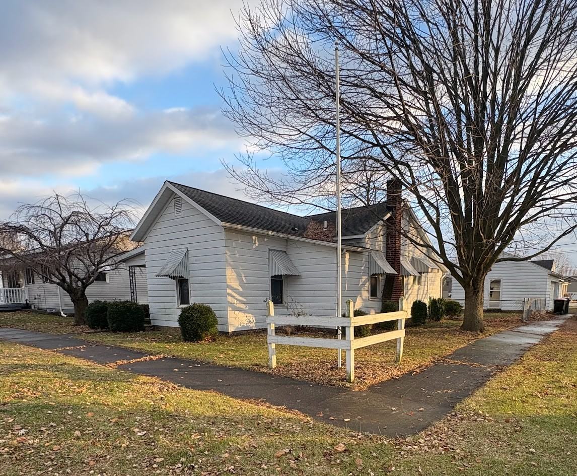 244 Wayne St - Photo 2 of 21