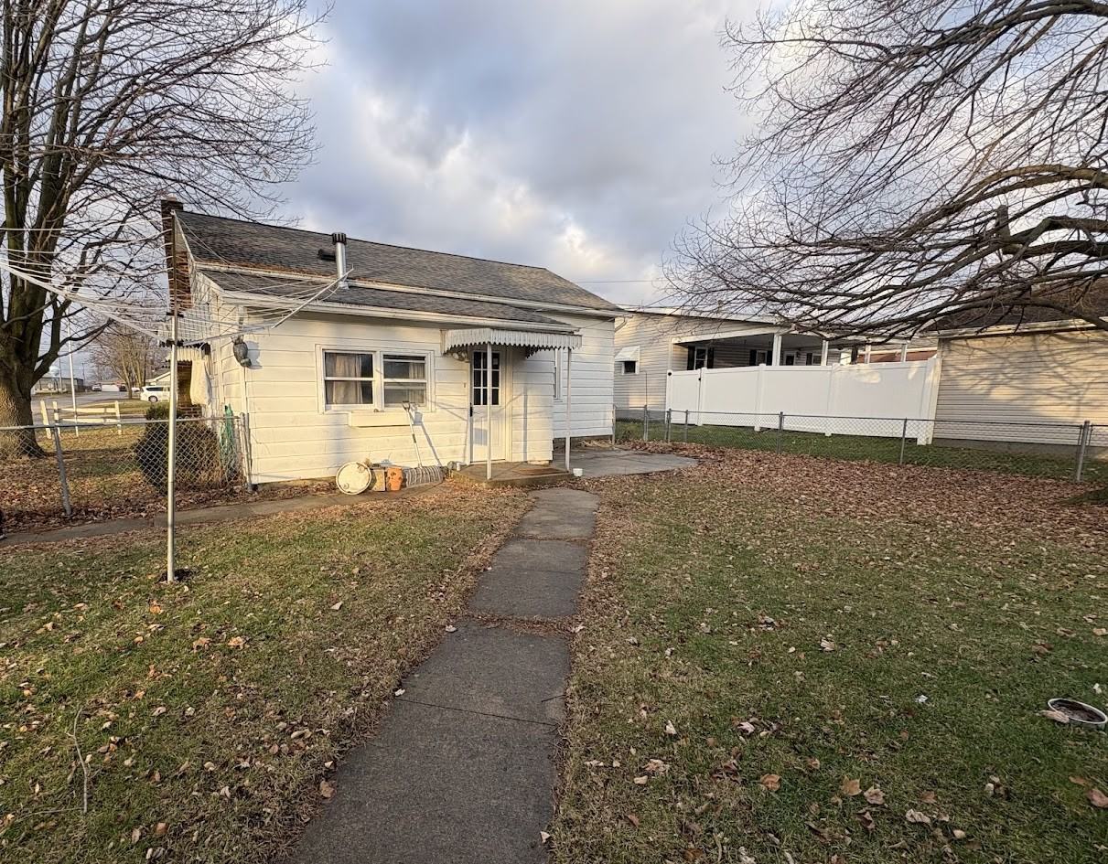 244 Wayne St - Photo 3 of 21