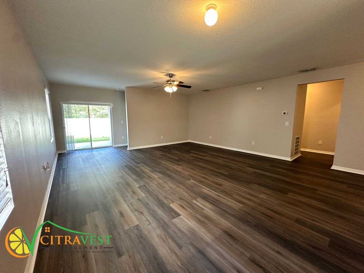 440 Squires Grove Dr - Photo 4 of 19